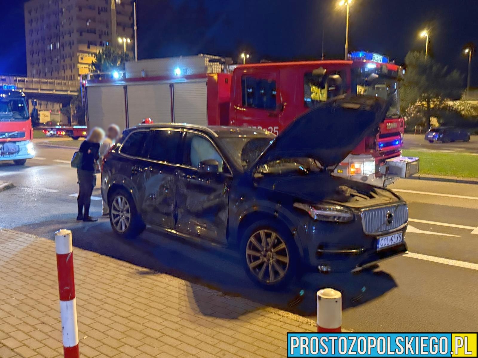 Niebezpieczne rondo w Opolu. Kolejny wypadek z udziałem dwóch aut