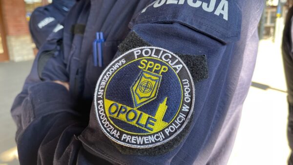 Kędzierzyn-Koźle: policjanci z SPPP Opole zatrzymali 3 młodych mężczyzn z narkotykami