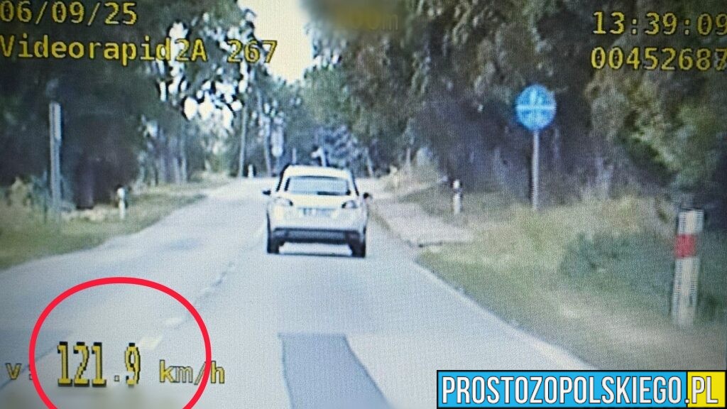 Ujazd: 70-latek pędził 121 km/h w terenie zabudowanym – stracił prawo jazdy