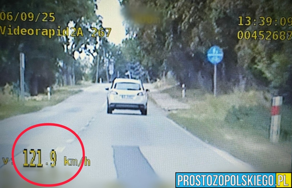Ujazd: 70-latek pędził 121 km/h w terenie zabudowanym – stracił prawo jazdy