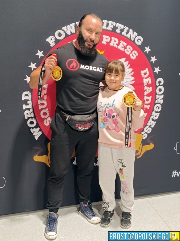 marcin oleksy, trójbój siłowy, wice mistrz w kraju, mistrostwa w trójboju siłowym, zawody, siłowe, siłacz, opolanin mistrzem,