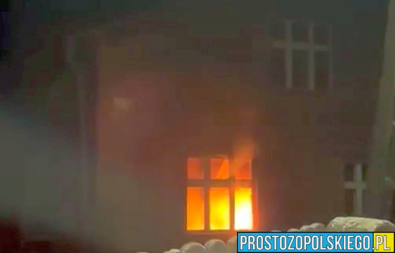 Pożar domu w Żędowicach – strażacy szybko opanowali sytuację