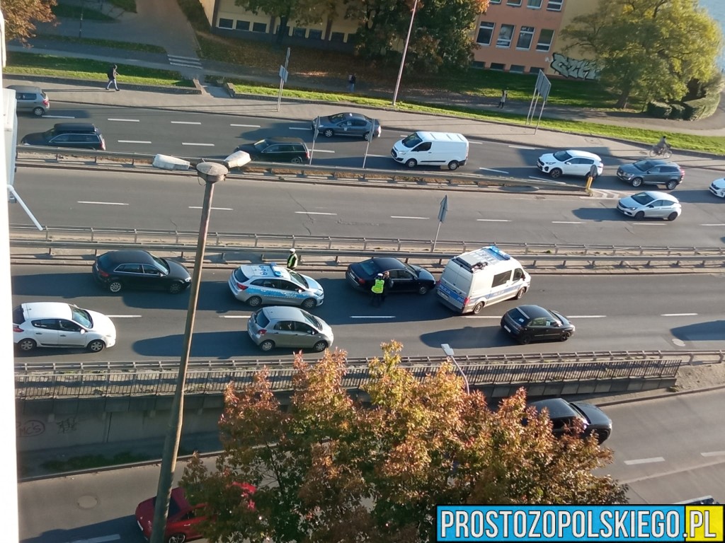 Opole: pijany kierowca zatrzymany na estakadzie. Wiózł 3-latka
