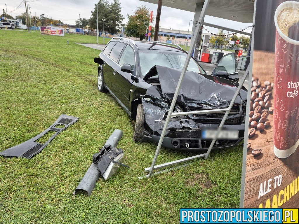 zderzenie 2 samochodów w niemodlinie, niemodlin opolska wypadek ,wypadek przy orlenie niemodlin, niemodzin bus wypadek, 