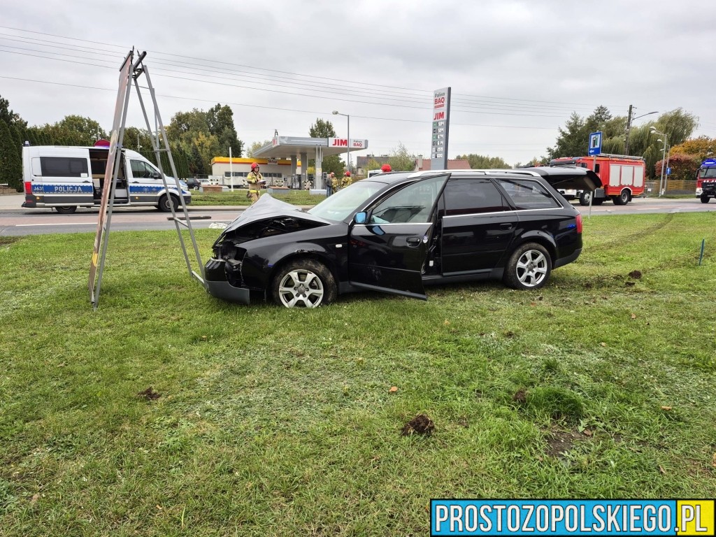 zderzenie 2 samochodów w niemodlinie, niemodlin opolska wypadek ,wypadek przy orlenie niemodlin, niemodzin bus wypadek, 