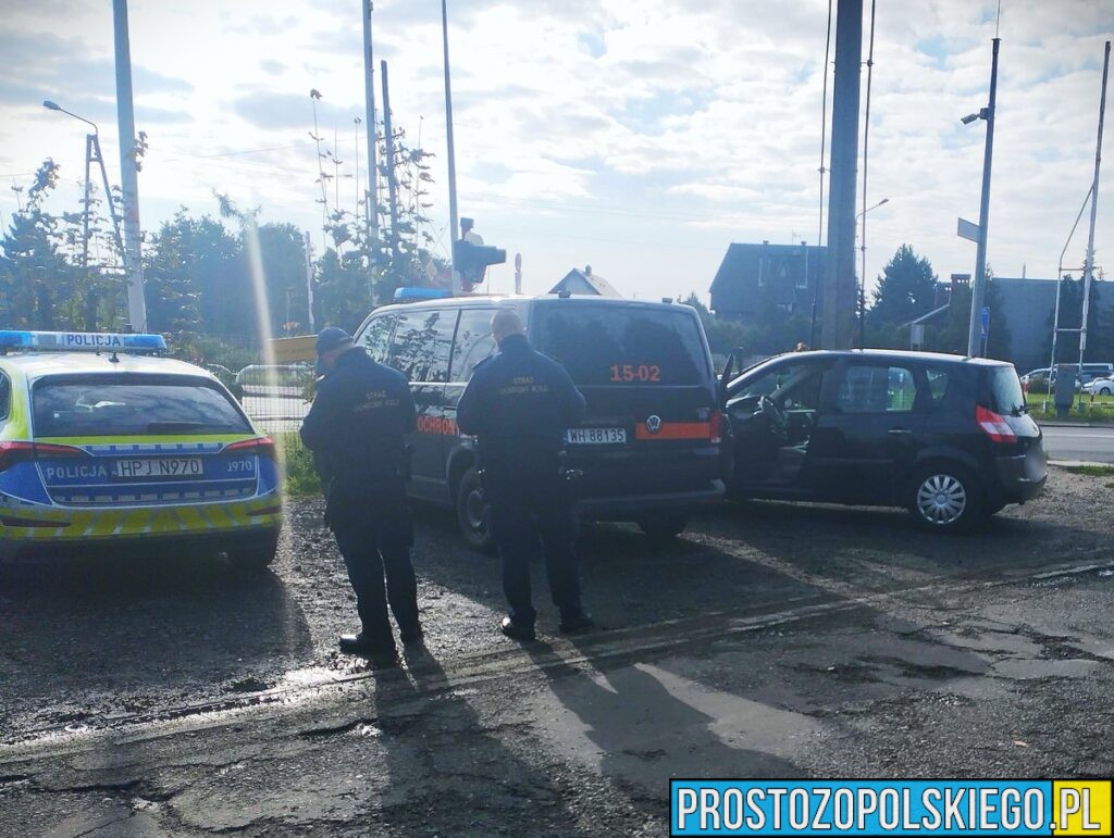 Wjechał pod rogatki na przejeździe kolejowym w Opolu. 20-letni obywatel Kolumbii ukarany mandatem 3000 zł