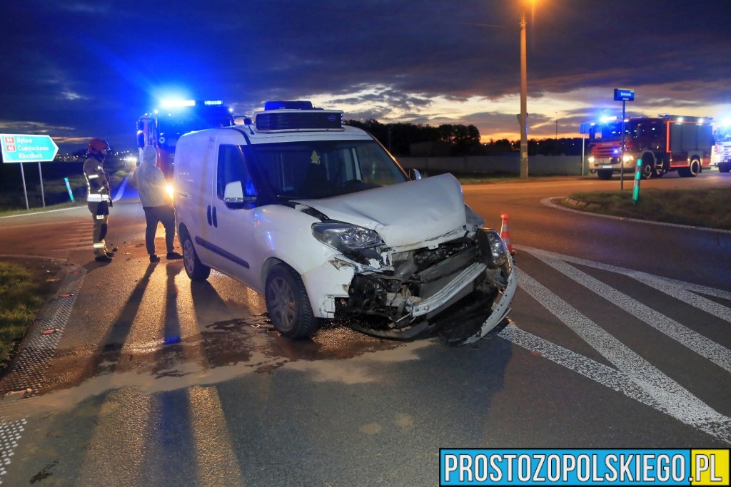 Zderzenie Fiata z Mercedesem na obwodnicy Opola – na szczęście nikt nie ucierpiał