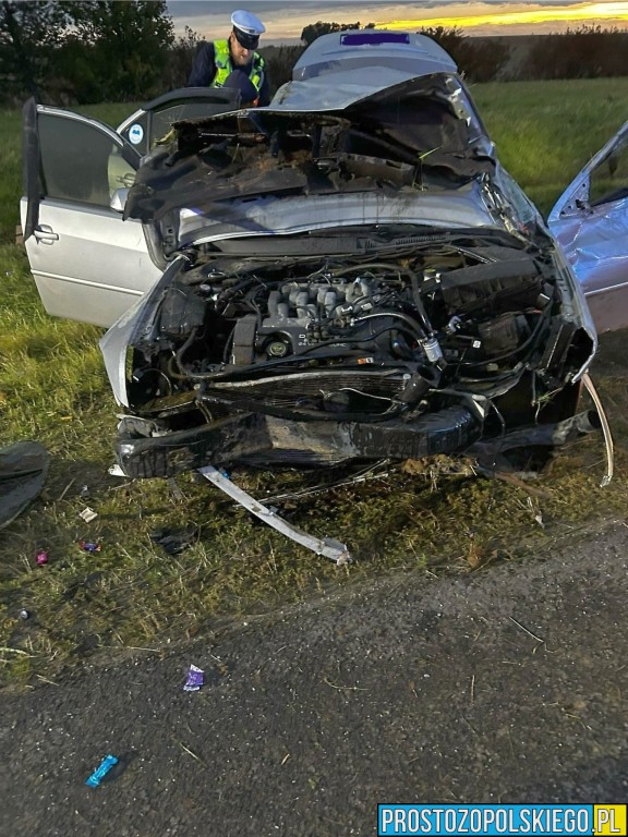 wypadek na autostradzie, dachowanie na autostradzie, wypadek na a4, a4 zablokowana,