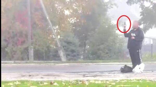 Nietypowa interwencja policji w Tarnowie Opolskim – 40-latek z bronią na dworcu