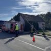 Wypadek na ulicy Teligi w Opolu. Samochód uderzył w słup telekomunikacyjny