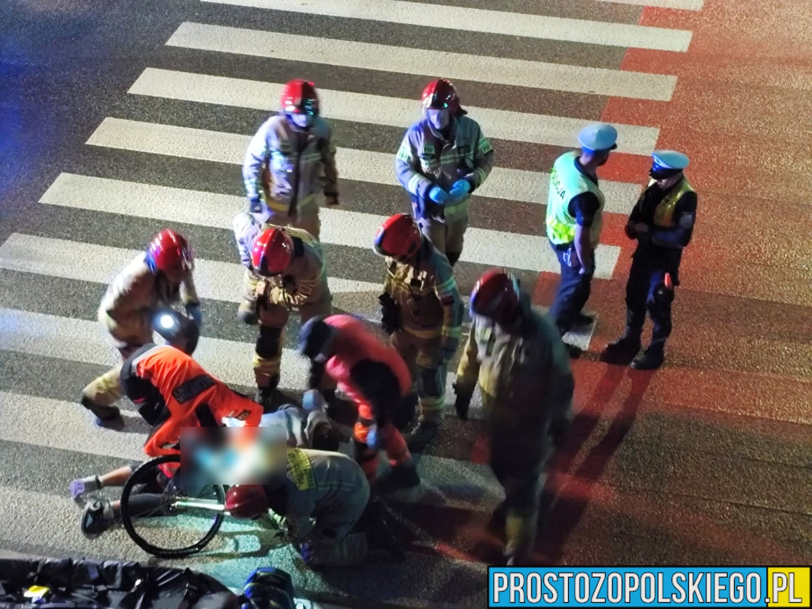 Dramatyczny upadek rowerzysty na ul.Niemodlińskiej w Opolu. Skóra wkręciła się w zębatkę roweru.18-latek trafił do szpitala