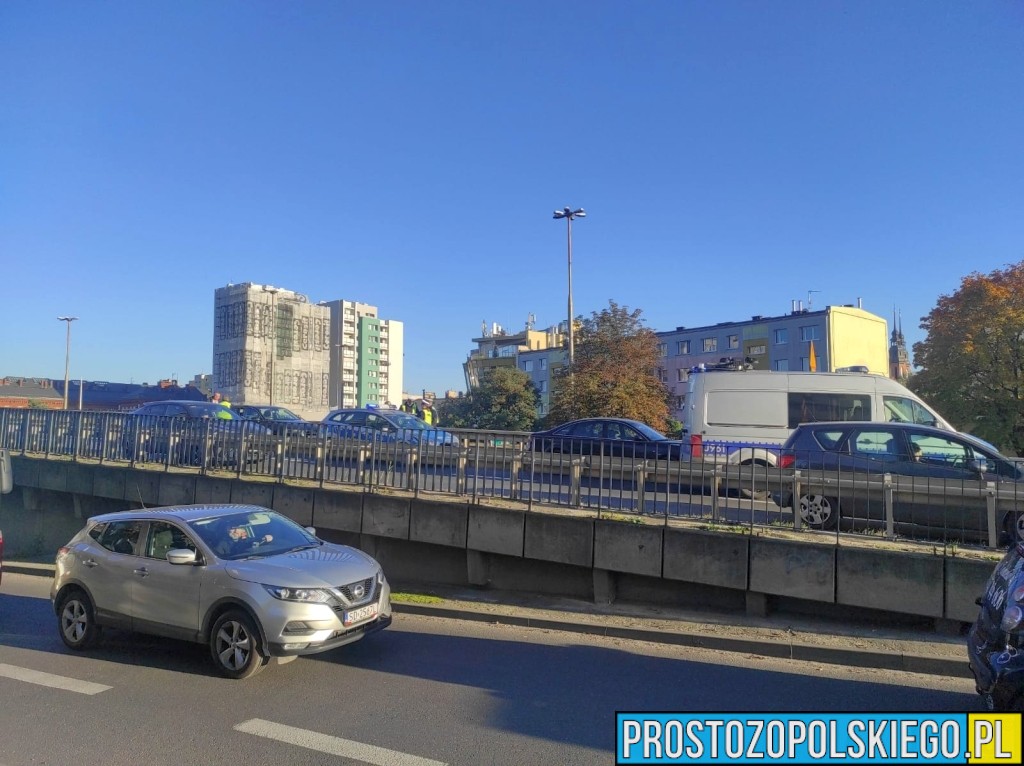 Opole: pijany kierowca zatrzymany na estakadzie. Wiózł 3-latka