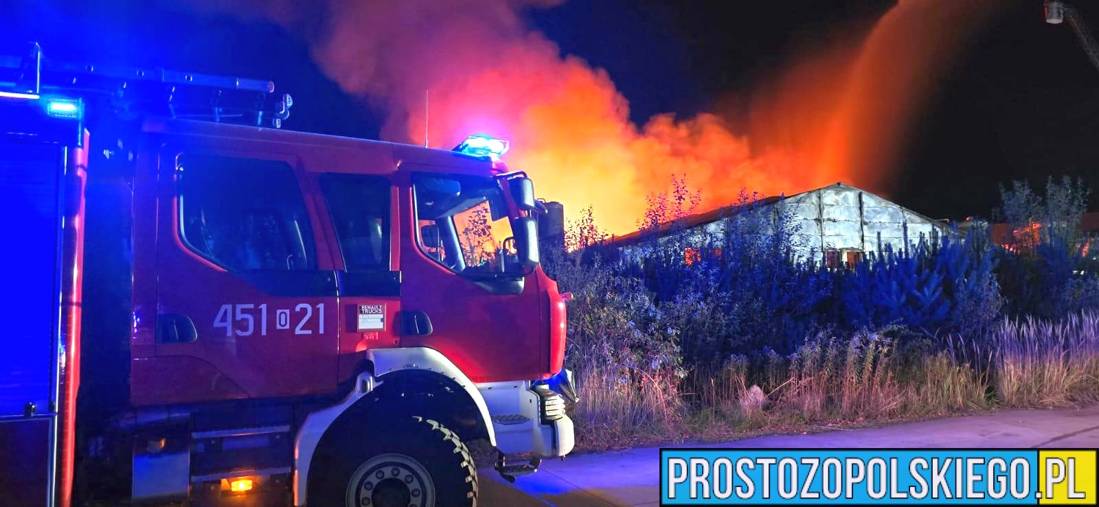 pożar kurnika namysłów, pożar namysłów, pożar budynków namysłów, namysłów, pożar budynków gospodarczych, ogromny pożar, duży pożar opolskie,