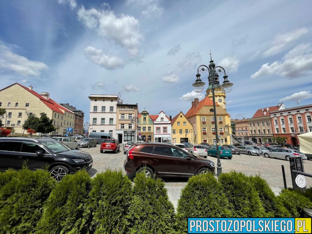 Leżał pijany pod sklepem w Otmuchowie – przy sobie miał narkotyki
