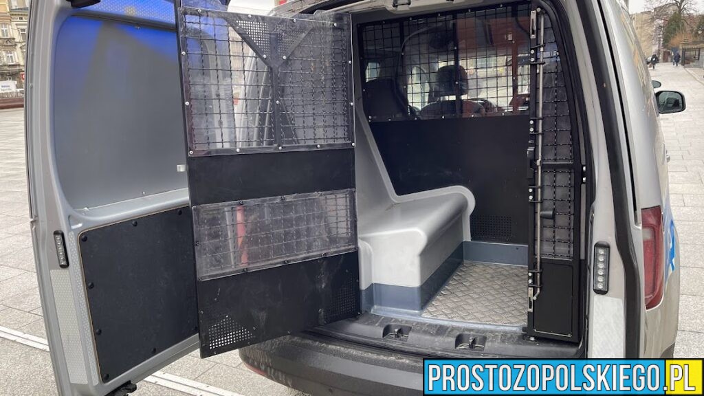 Nysa: Pijany 39-latek z dożywotnim zakazem prowadzenia zatrzymany na stacji paliw. Był poszukiwany