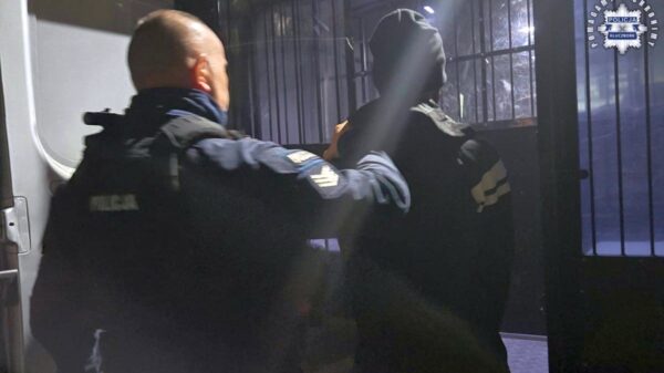 Nocny patrol w Kluczborku: policjanci zatrzymali 39-latka z amfetaminą