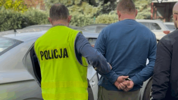 Dwóch pijanych kierowców z dożywotnimi zakazami zatrzymanych przez namysłowskich policjantów