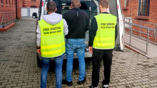 Dwóch obywateli Ukrainy deportowanych z Polski – powód: jazda po alkoholu i fałszywe prawo jazdy