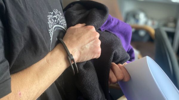 Nysa: 45-letnia kobieta zatrzymana za posiadanie i sprzedaż narkotyków. Trafiła do aresztu