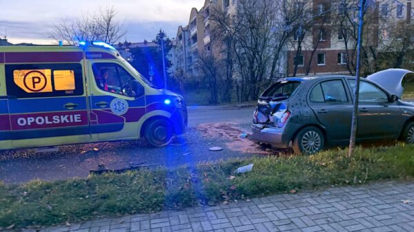 Wypadek na ul. Hallera w Opolu. Dwoje dzieci trafiło do szpitala