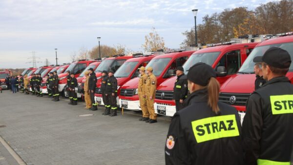 Opolskie OSP zyskały 19 nowych lekkich wozów ratowniczo-gaśniczych. To część dużego projektu wartego 22 mln zł