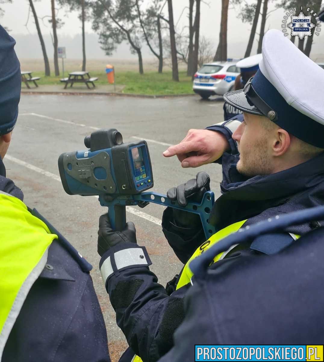 Opolscy policjanci szkolili się z obsługi ręcznych mierników prędkości. Celem poprawa bezpieczeństwa na drogach