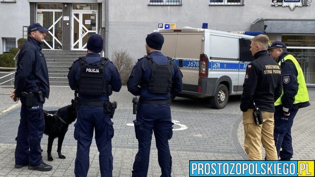 Kluczbork: Ćwiczenia służb w Starostwie Powiatowym. Scenariusz zakładał podłożenie ładunku wybuchowego
