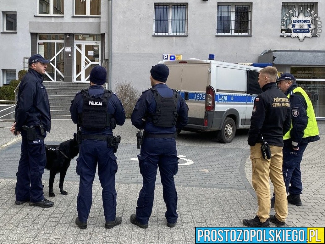 Kluczbork: Ćwiczenia służb w Starostwie Powiatowym. Scenariusz zakładał podłożenie ładunku wybuchowego
