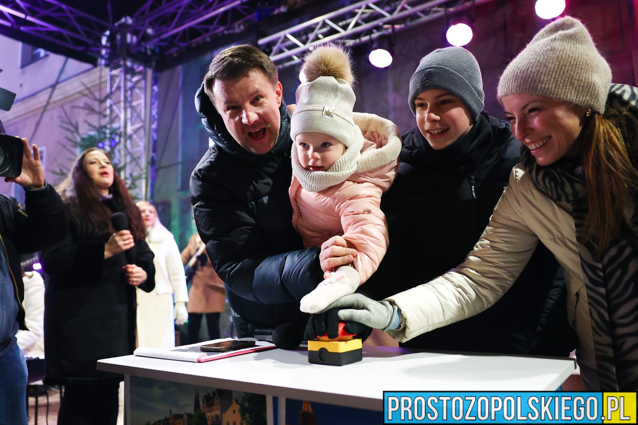 Jarmark Bożonarodzeniowy w Opolu 2025 – oficjalne otwarcie i pełny program atrakcji