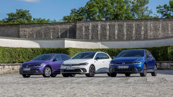 Nowoczesna technologia w klasykach Volkswagena – jak wypadają Polo, Golf i Passat?