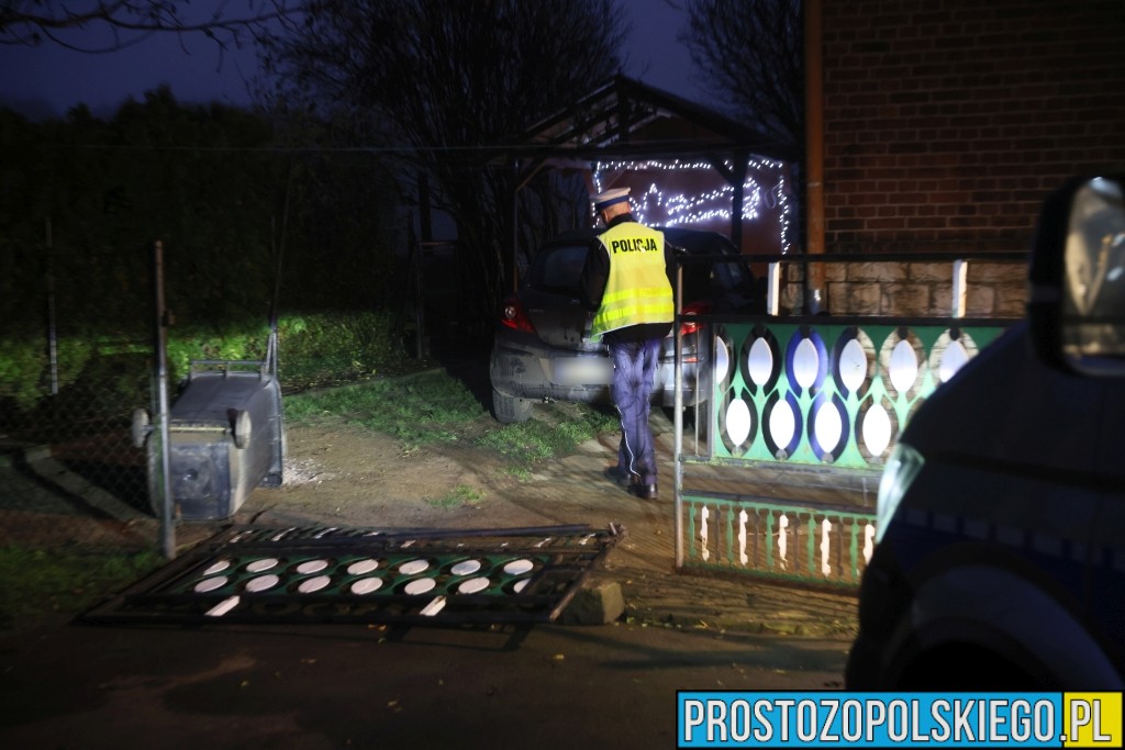 7 latek potrącił autem 5 latkę, 7 latek uruchomił samochód, dziecko uruchomiło pojad, dziecko potrąciło dziecko autem, wypadek w domecku, domecko potrącenie przez 7 latka,