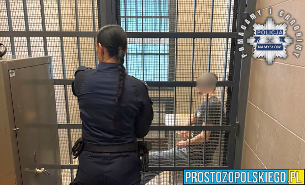 Nerwowe zachowanie zdradziło 41-latka. Namysłowscy policjanci znaleźli przy nim narkotyki