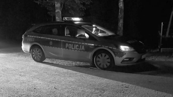 W niedzielę, 21 grudnia, o godzinie 00:15, służby ratunkowe otrzymały zgłoszenie od operatora numeru alarmowego 112 o poważnym wypadku