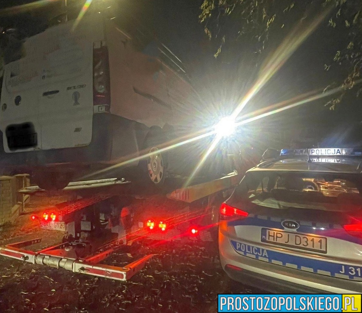 40-latek odpowie przed sądem za kierowanie busem bez uprawnień