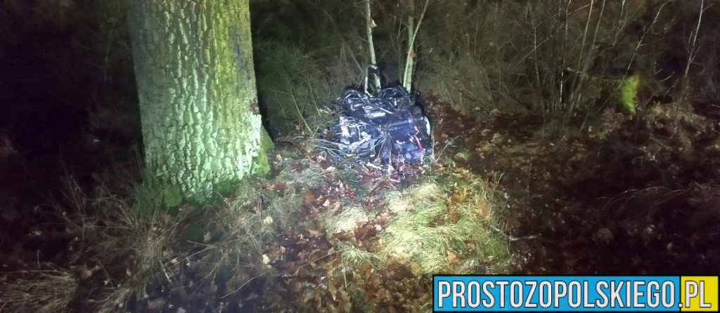 wypadek w&nbsp;grabczoku, grabczok auto uderzyło w&nbsp;drzewo, grabczok poważny wypadek, wiadomości z&nbsp;ostatniej chwili, wypadek śmiertelny, grabczok auto uderzyło w&nbsp;drzewo, grabczok rozbite auto, grabczok w&nbsp;nowy wypadek, 