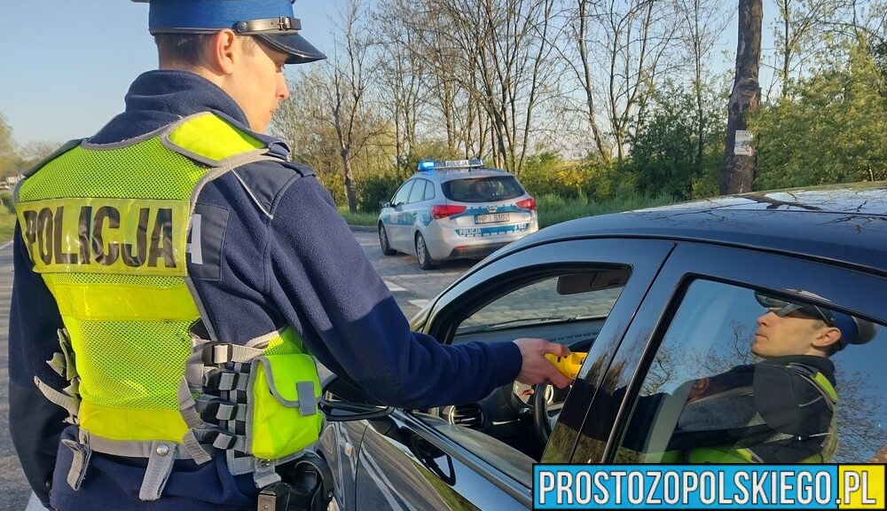 Kierował mimo dwóch aktywnych zakazów sądowych - 29-latek zatrzymany przez strzeleckich policjantów