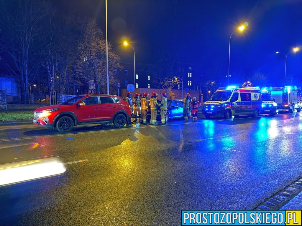 Wypadek na ul. Ozimskiej w Opolu. Trzy osoby, w tym dziecko, trafiły do szpitala