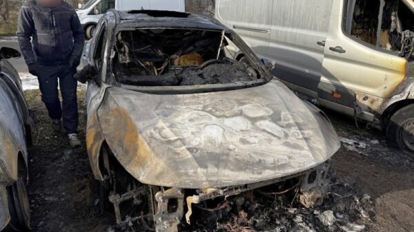 Pożar czterech pojazdów na ul. Wspólnej w Opolu. Sprawę bada policja