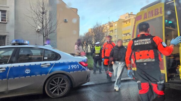 Potrącenie nastolatki na pasach na ul. Spychalskiego w Opolu. Na miejscu pracują służby – możliwe utrudnienia w ruchu