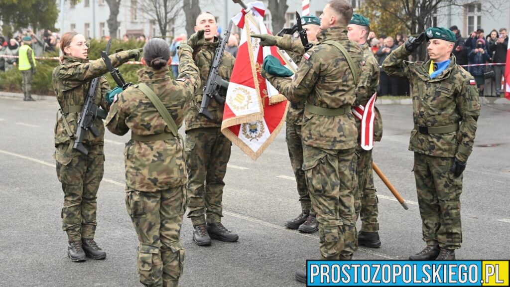Gotowość do służby ponad wszystko. Przysięga elewów DZSW