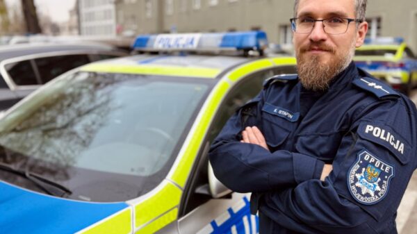 Policjant z Opolszczyzny uratował mężczyznę w kryzysie emocjonalnym. Reagował mimo że był po służbie