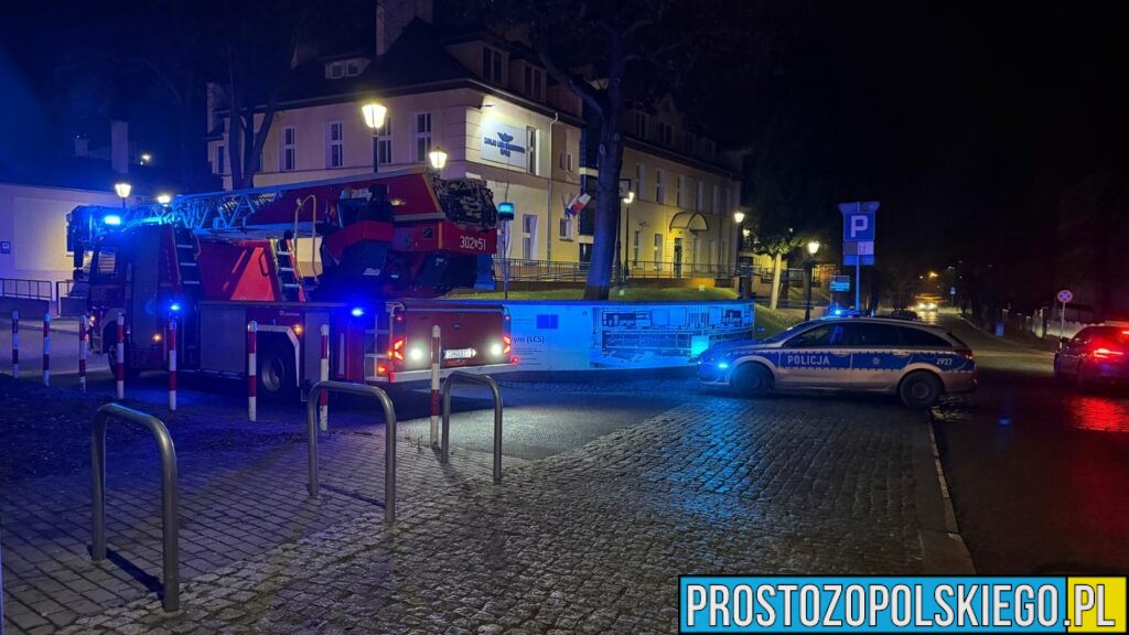 Duże opóźnienia pociągów na trasie Opole – Wrocław. Przyczyną zadymienie w kolejowej rozdzielni