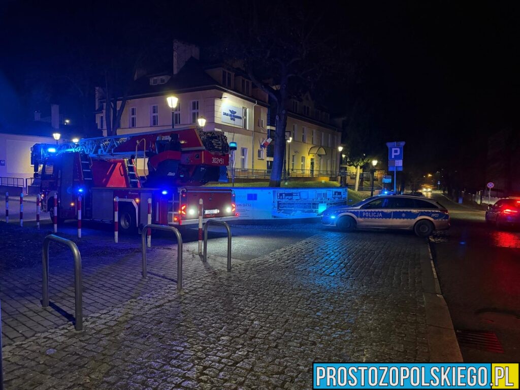 Duże opóźnienia pociągów na trasie Opole – Wrocław. Przyczyną zadymienie w kolejowej rozdzielni