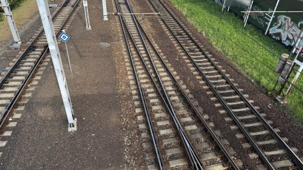 Uszkodzenie toru kolejowego na linii 137. Interweniowały policja, SOK, ABW i CBŚP