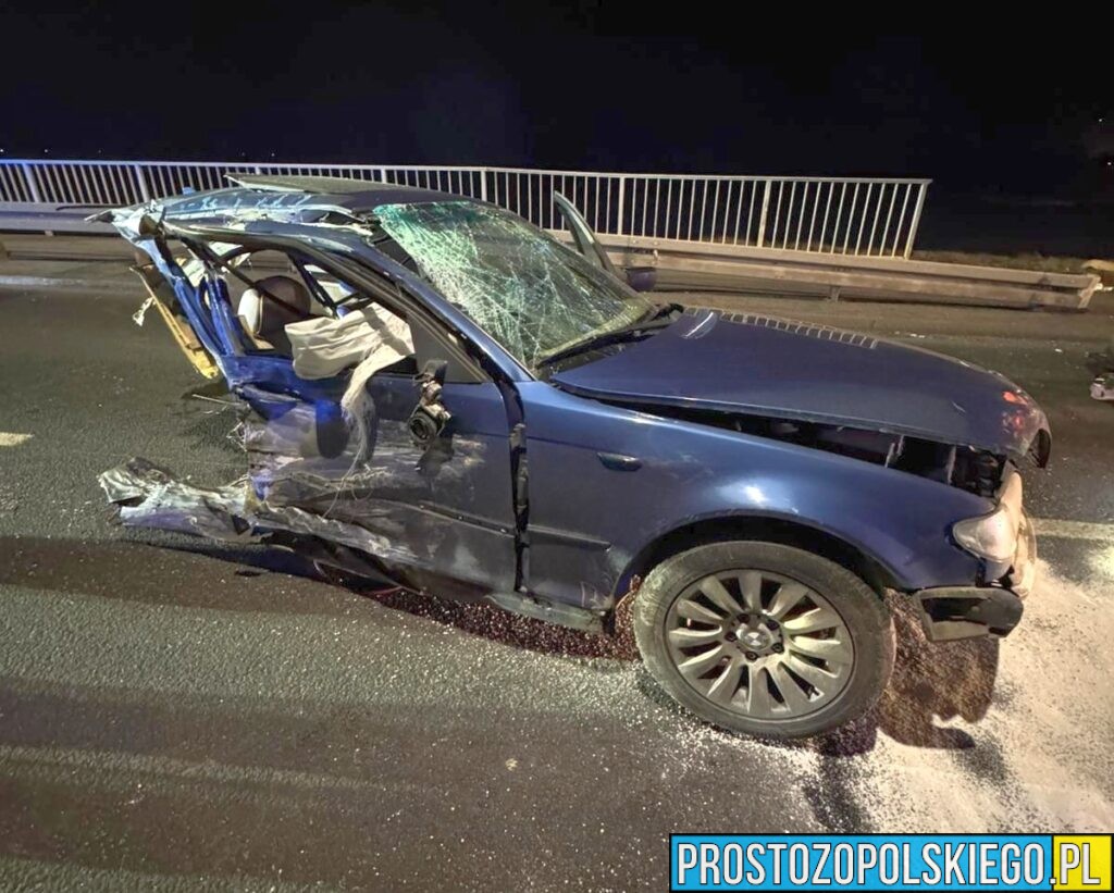 Poważny wypadek na&nbsp;DK39. Droga Brzeg–Namysłów zablokowana. Jeden z&nbsp;pojazdów rozerwany na&nbsp;dwie części