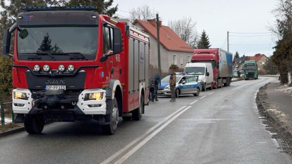 Autobus potrącił 11-letniego chłopca na przejściu dla pieszych. Na miejscu lądował LPR