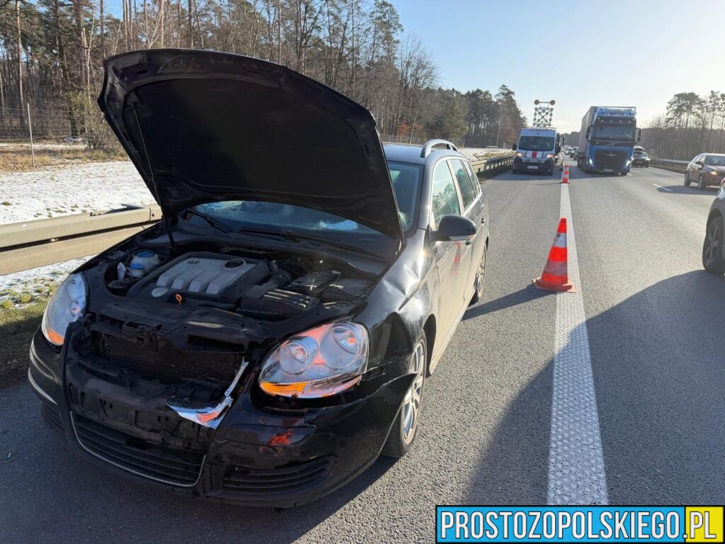 Kolejny wypadek na autostradzie A4 pod Opolem. Zderzyły się dwie osobówki i bus