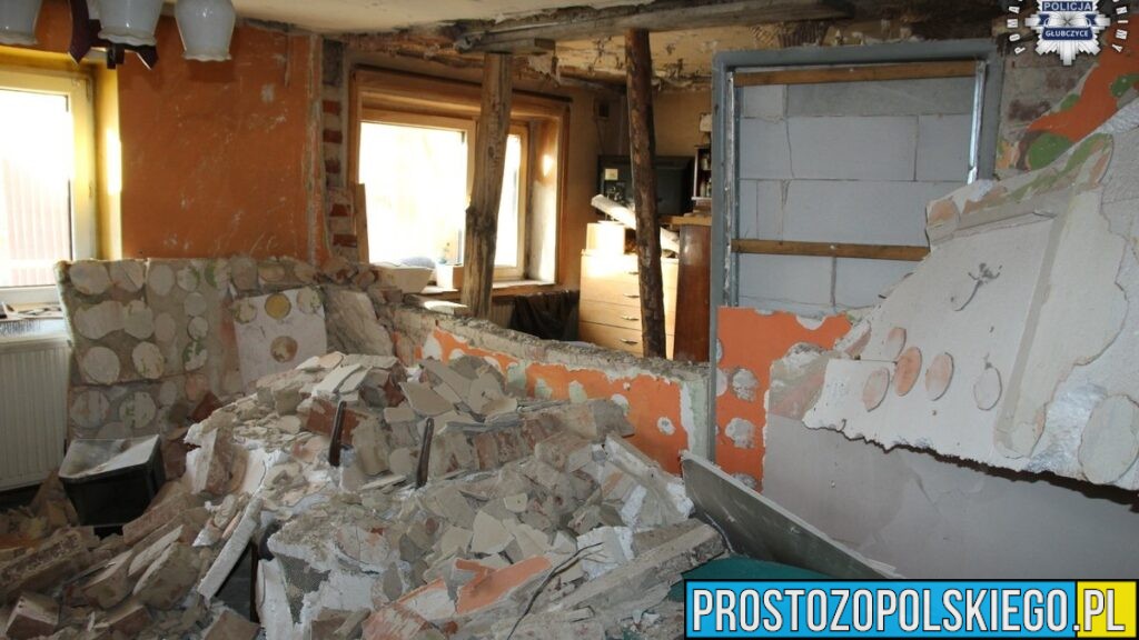 Włodzienin: Wybuch gazu w budynku mieszkalnym. 63-latek trafił do szpitala