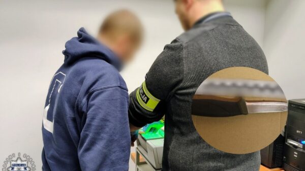 Rozbój z nożem w Brzegu. 46-latek aresztowany na trzy miesiące