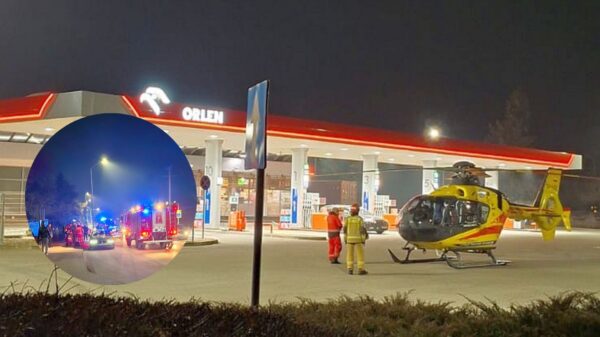 Potrącenie kobiety na pasach w Krapkowicach. Na miejsce wezwano śmigłowiec LPR